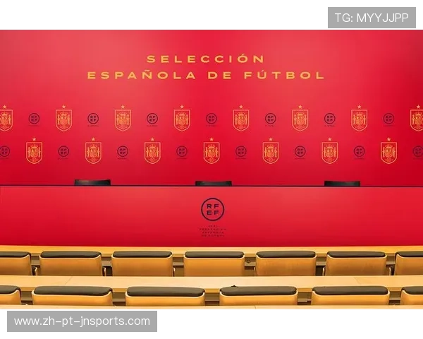 足球赛事中的市场化操作与品牌塑造